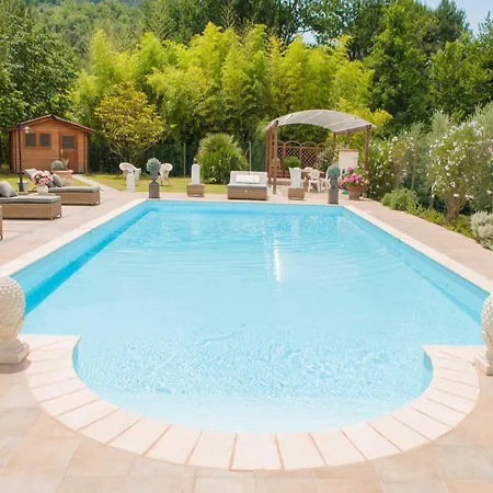 Family Close To Beaches And Lucca Holiday home *