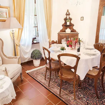 Family Close To Beaches And Lucca