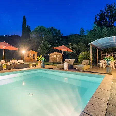 Family Close To Beaches And Lucca *