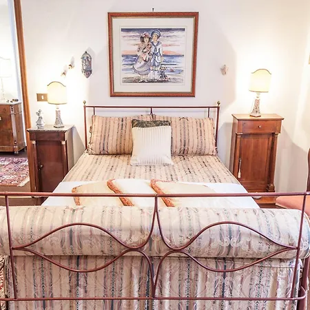 Family Close To Beaches And Lucca Camaiore